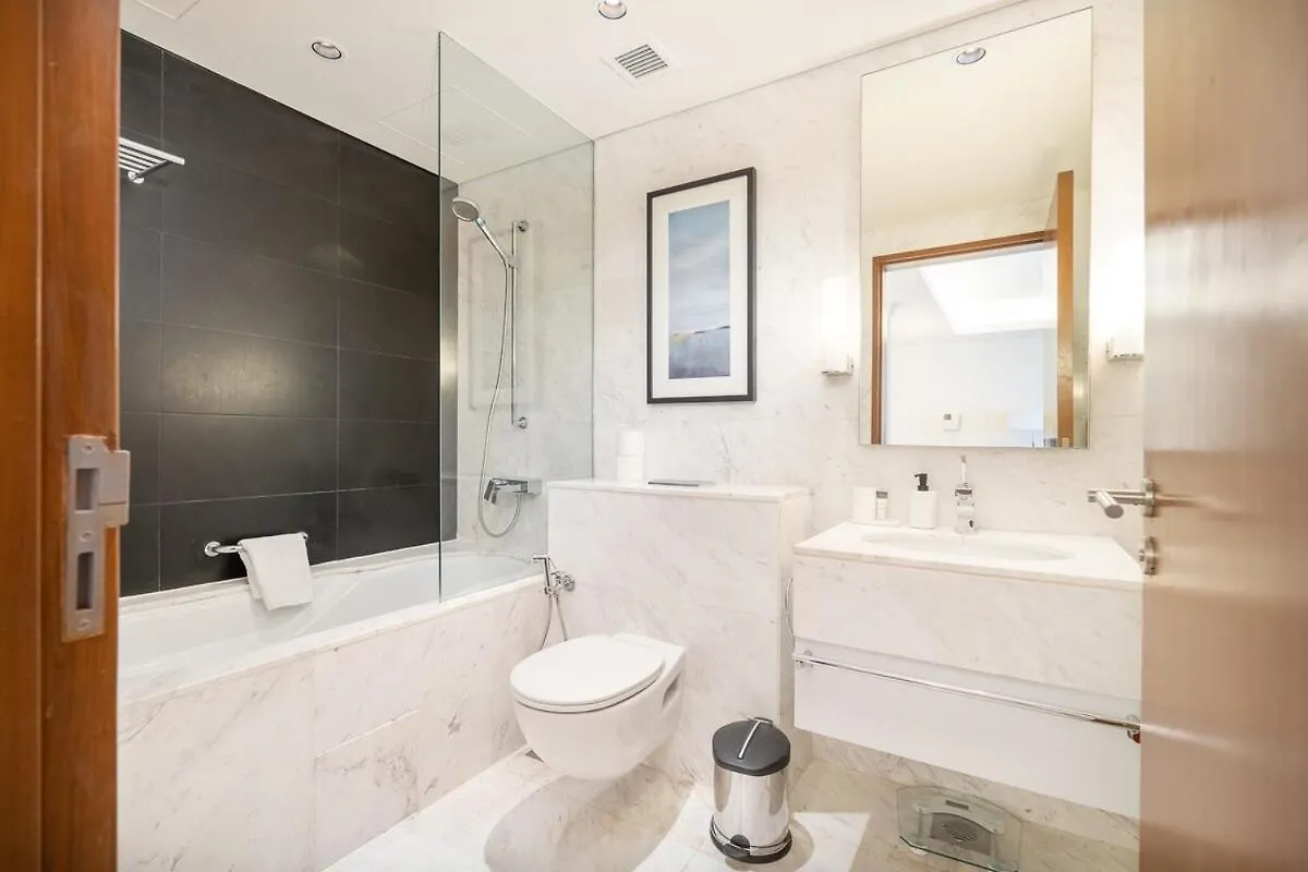 Elegant Studio Apartment For 2 At The Address Dubai Mall 0*,