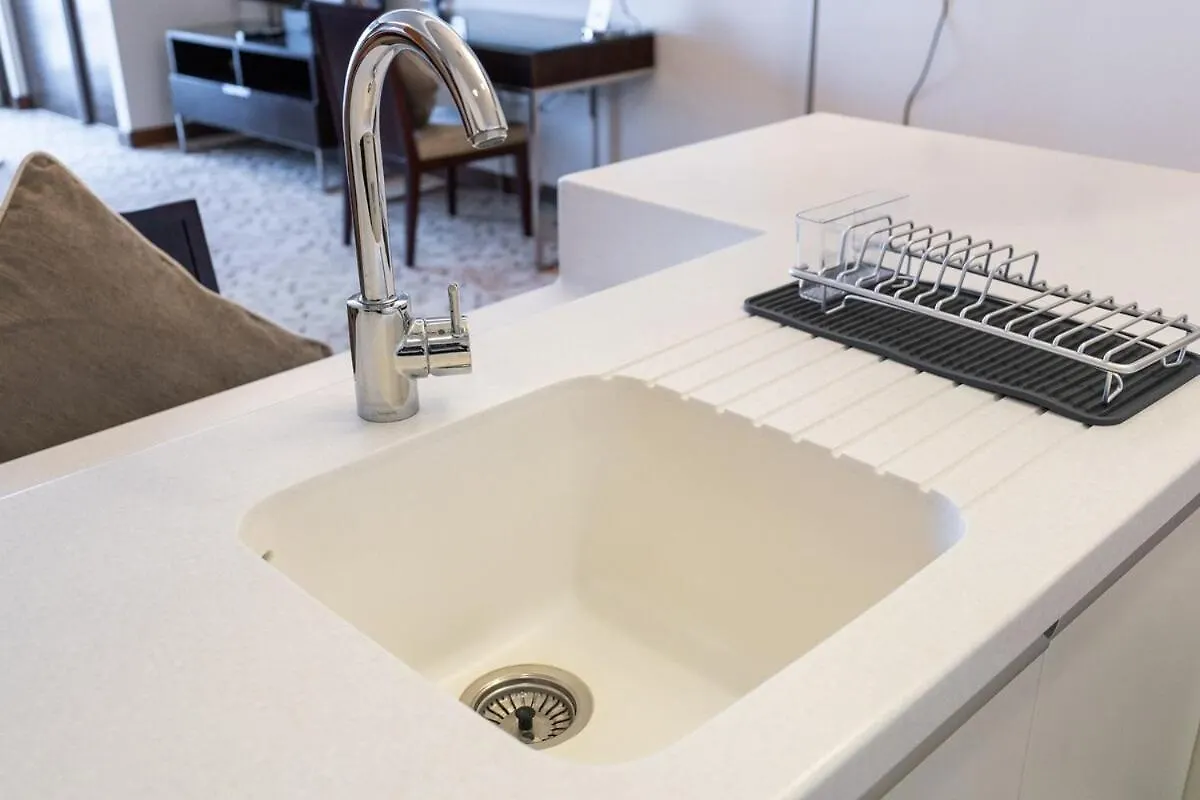 Elegant Studio Apartment For 2 At The Address Dubai Mall