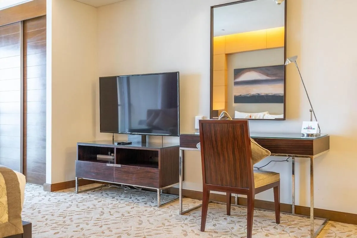Elegant Studio Apartment For 2 At The Address Dubai Mall