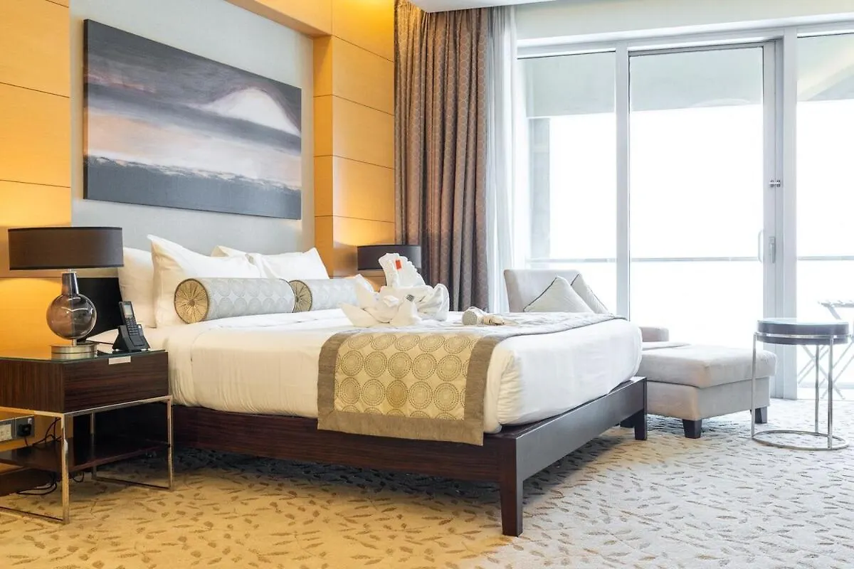 Elegant Studio Apartment For 2 At The Address Dubai Mall