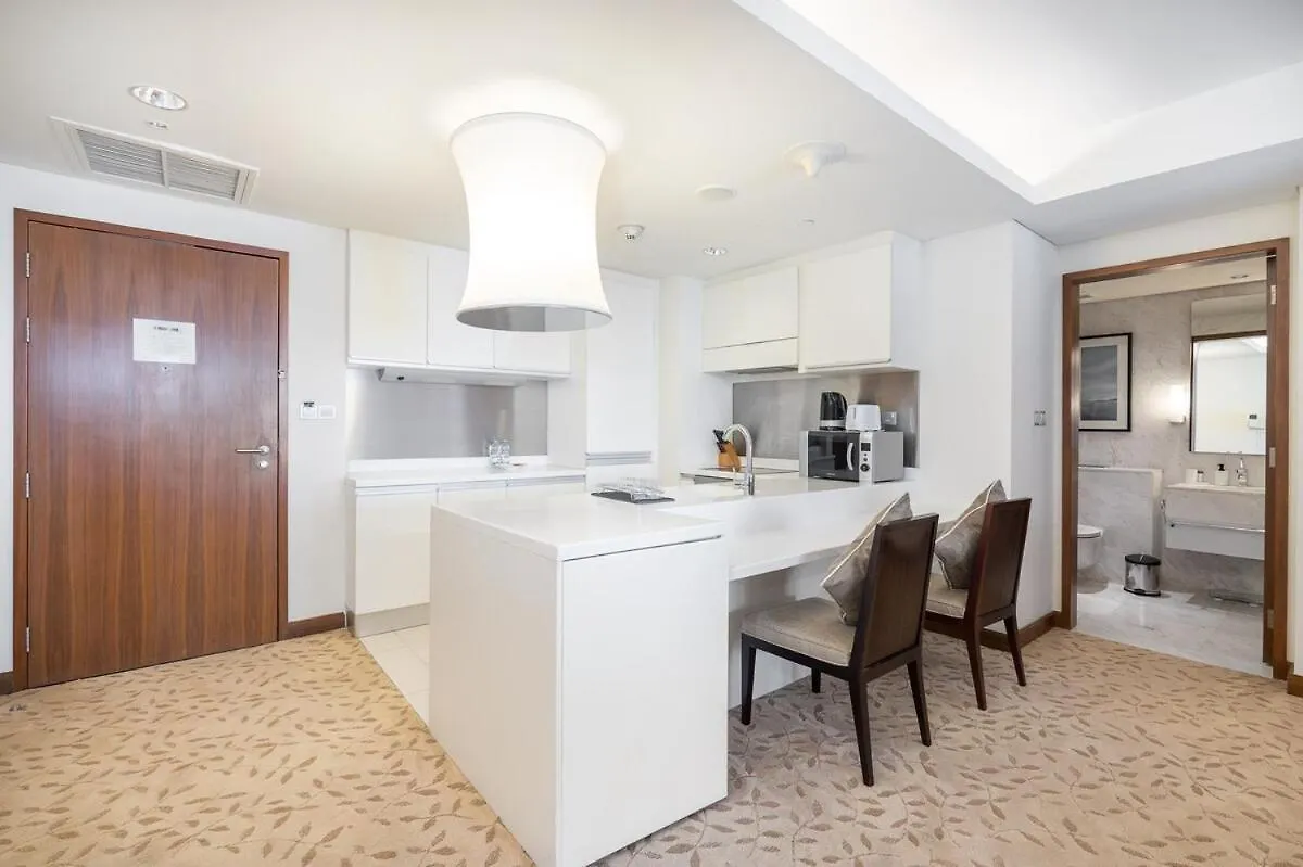 Elegant Studio Apartment For 2 At The Address Dubai Mall