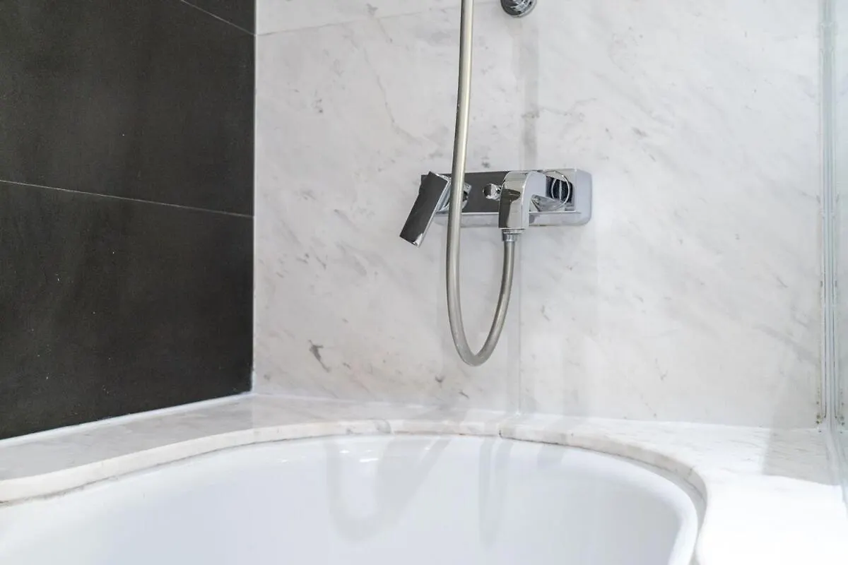 Elegant Studio Apartment For 2 At The Address Dubai Mall United Arab Emirates
