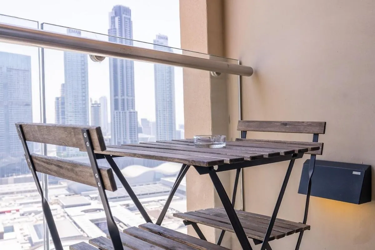 Elegant Studio Apartment For 2 At The Address Dubai Mall