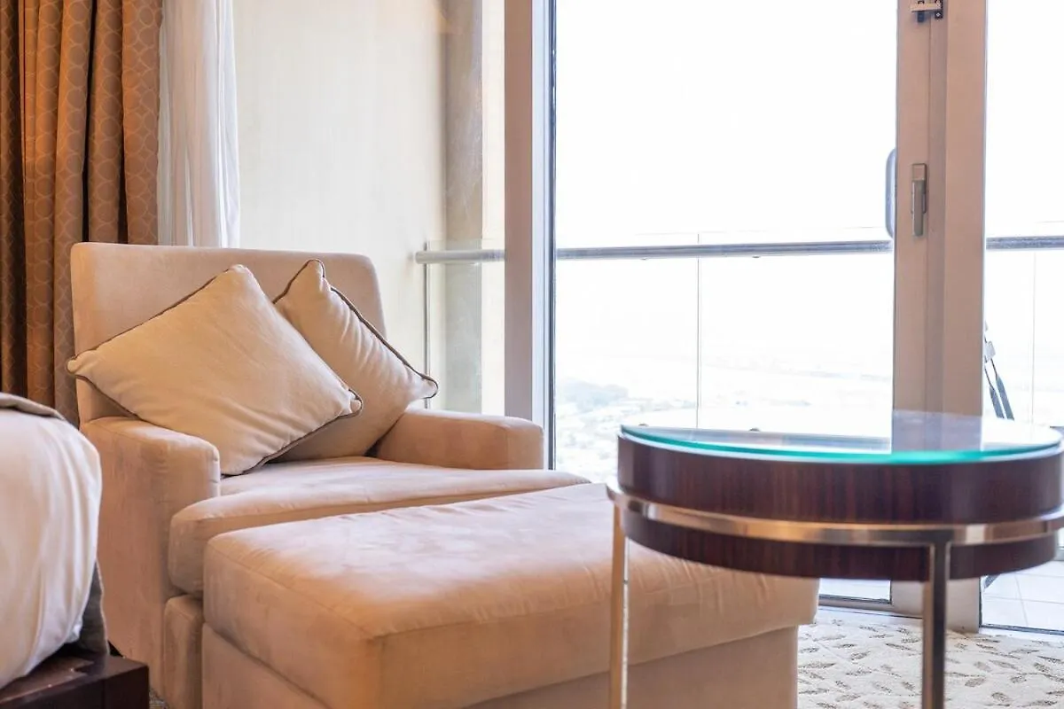 Elegant Studio Apartment For 2 At The Address Dubai Mall