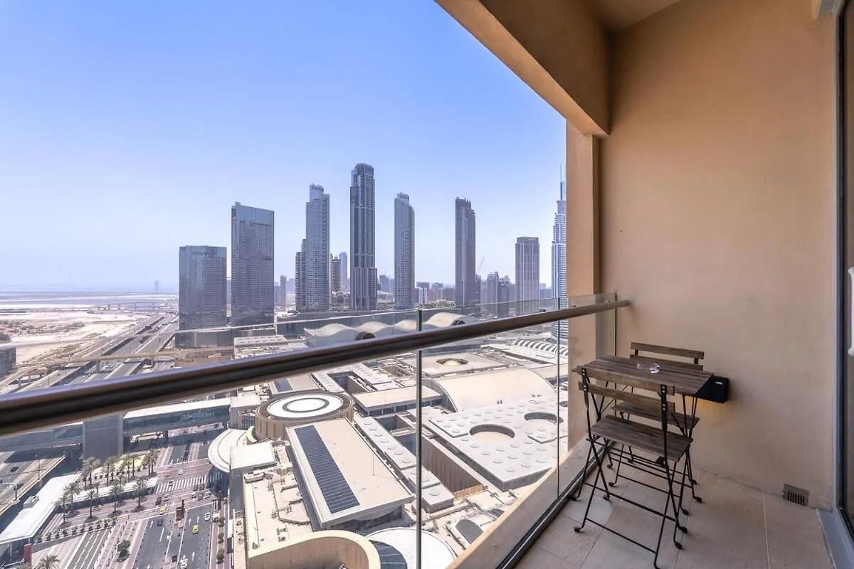 Elegant Studio Apartment For 2 At The Address Dubai Mall 0*,
